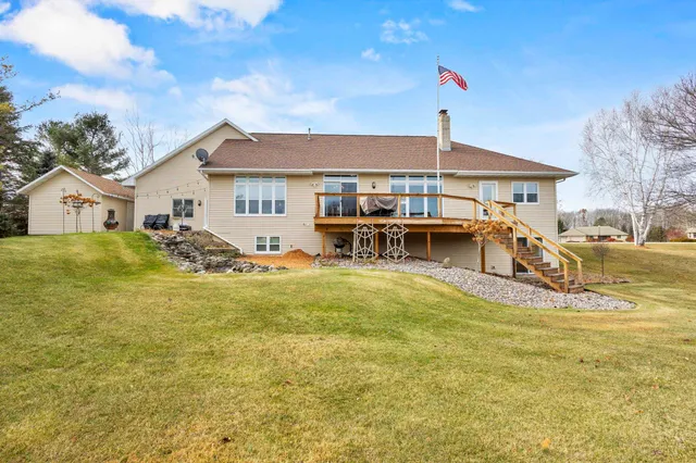 $550,000 | N4762 Bueno Vista Court, Krakow, WI 54137
