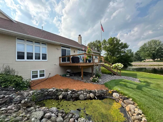 $550,000 | N4762 Bueno Vista Court, Krakow, WI 54137