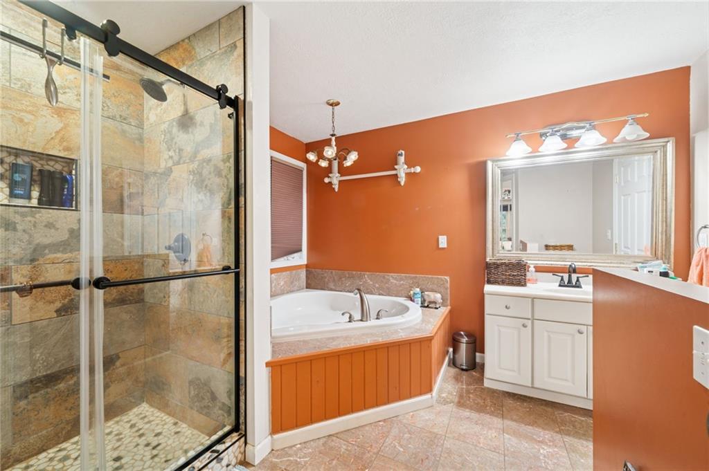 1201 Robbins Station Road Irwin, PA 15642 - Photo 24 of 40 Gallery Image 24