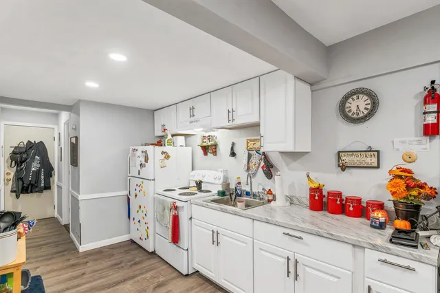 $1,100,000 | 6 Main Street, Conway, NH 03818