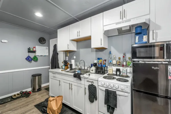 $1,100,000 | 6 Main Street, Conway, NH 03818