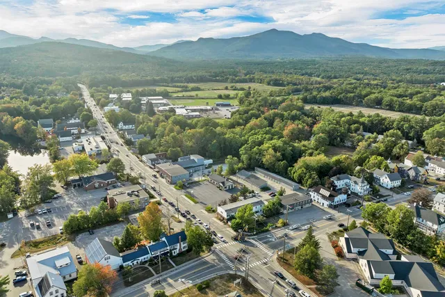 $1,100,000 | 6 Main Street, Conway, NH 03818