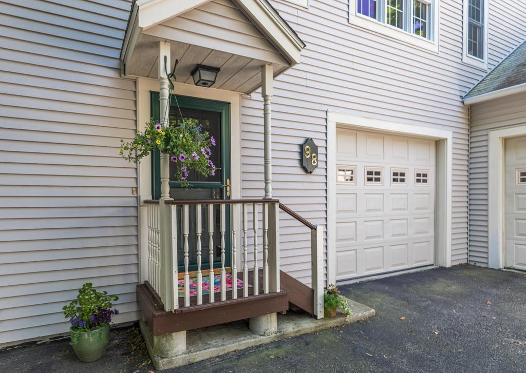 98 Main Street Exeter, NH 03833 - Photo 1 of 40