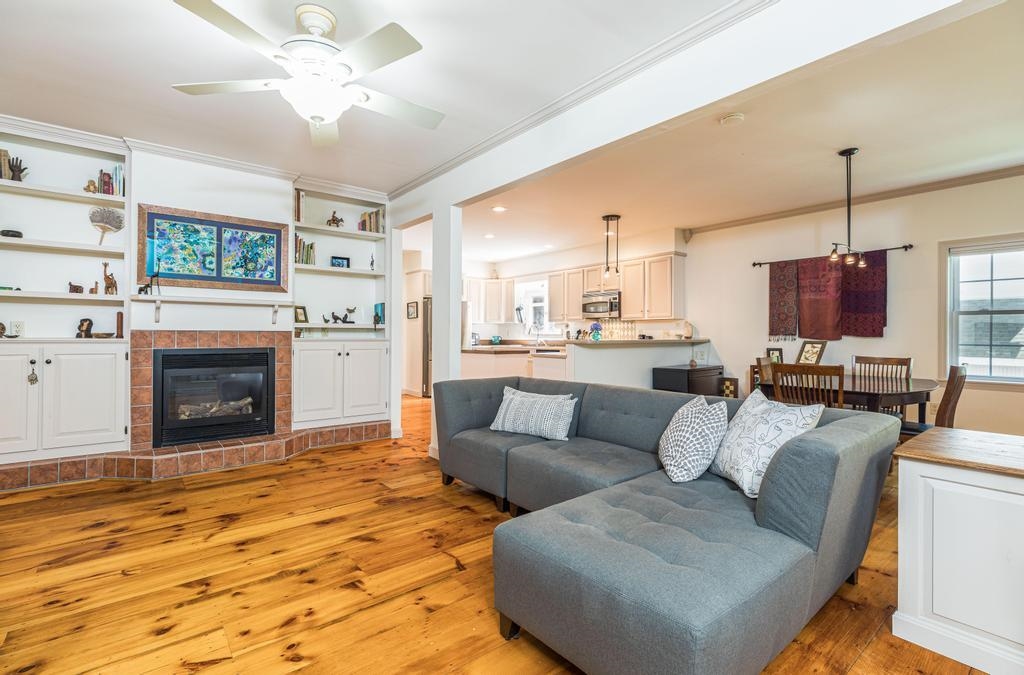 98 Main Street Exeter, NH 03833 - Photo 11 of 40