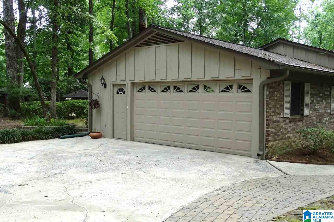5116 Shadowbrook Trail Birmingham, AL 35244 - Photo 3 of 40
