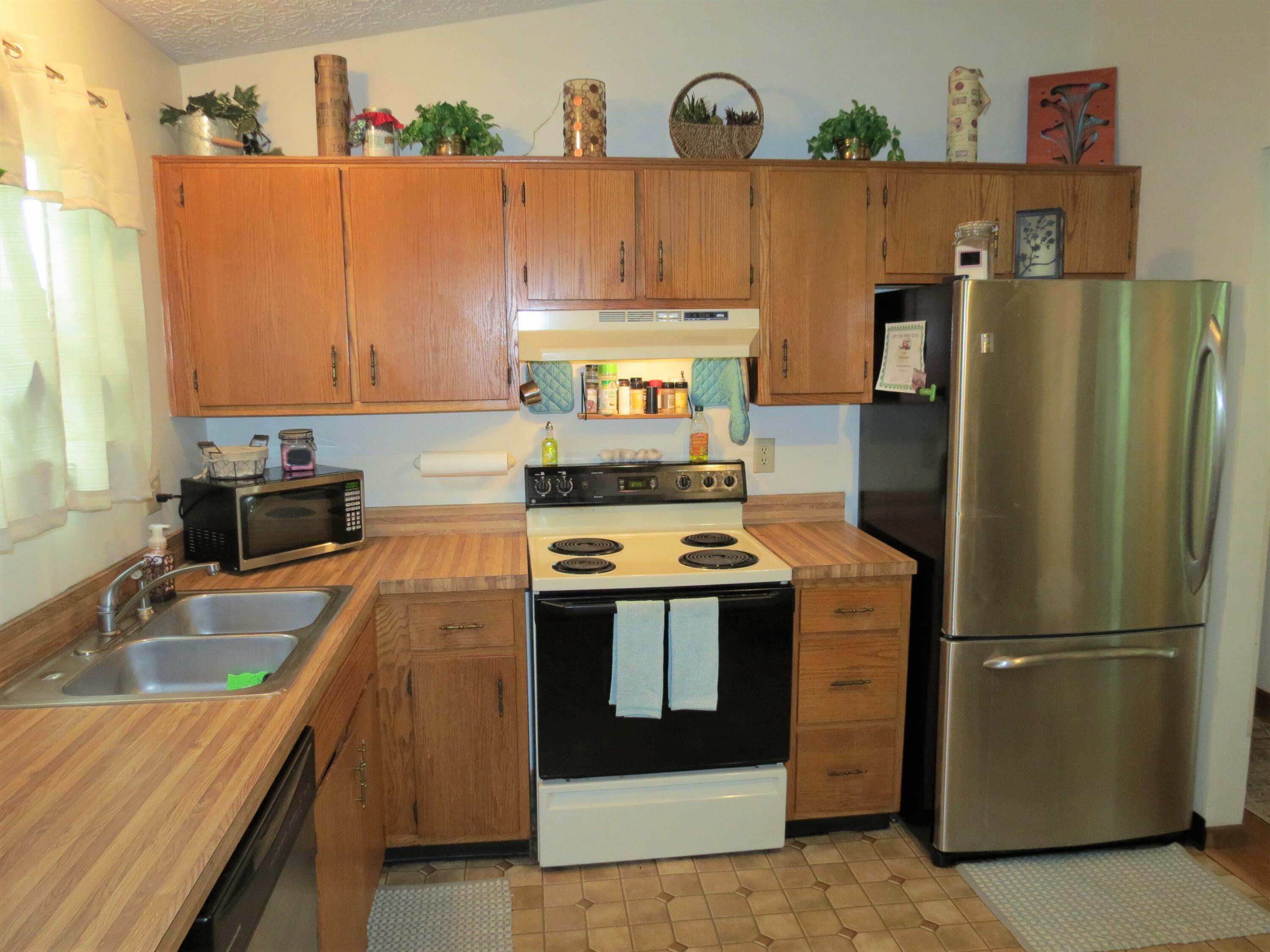 6332 Emberwood Road Dublin, OH 43017 - Photo 11 of 35 Gallery Image 11