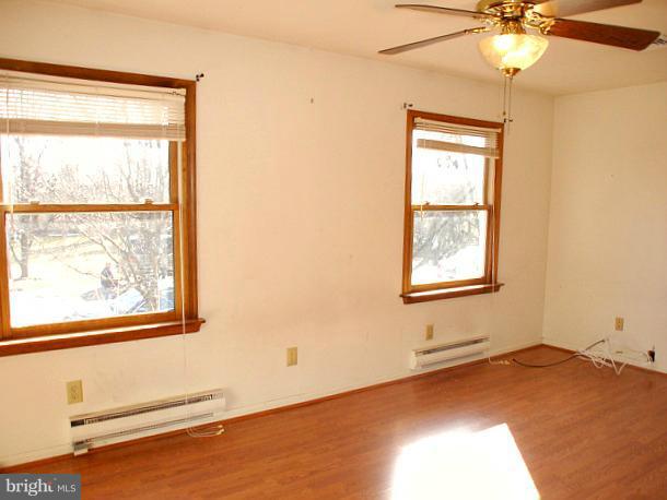 306 Winston Road Pasadena, MD 21122 - Photo 1 of 11 Bedroom (Master)