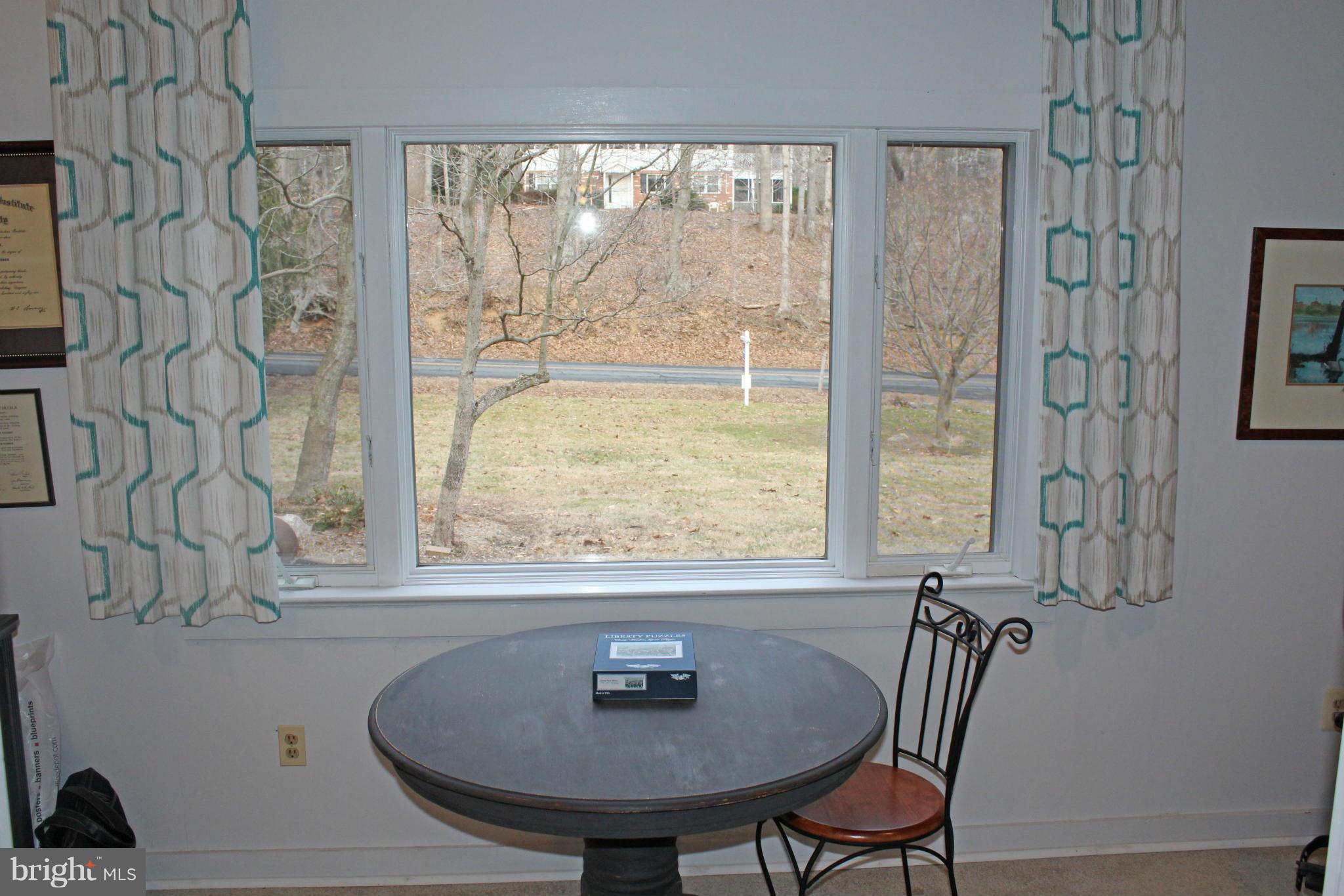 13425 Compton Road Clifton, VA 20124 - Photo 15 of 30 Reading Nook