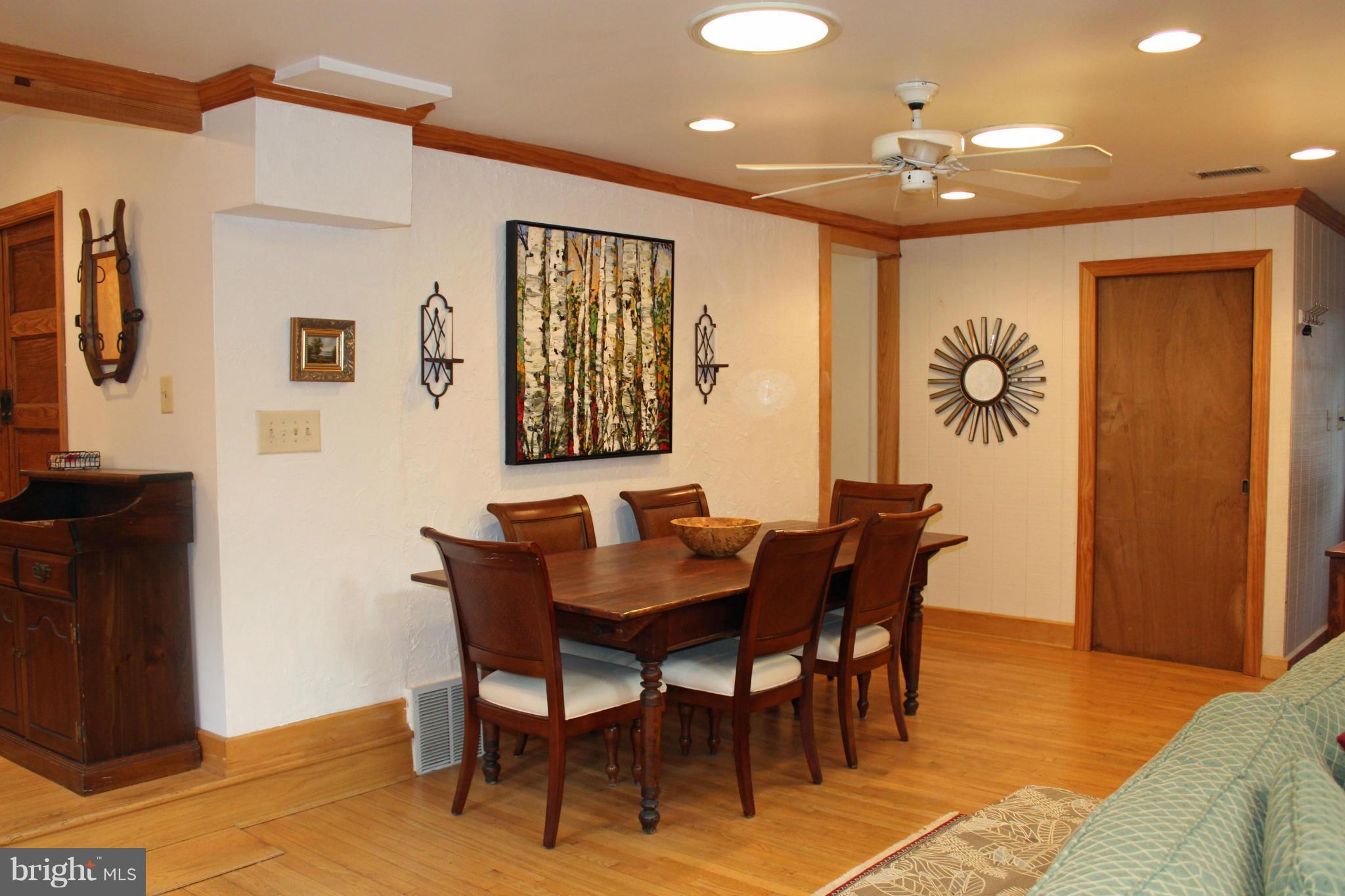 13425 Compton Road Clifton, VA 20124 - Photo 10 of 30 Dining Room