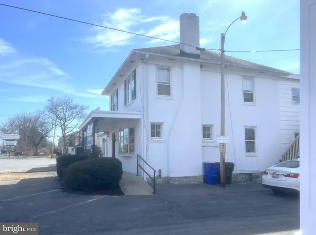 $399,900 | 1305 Pennsylvania Avenue, Hagerstown, MD 21742