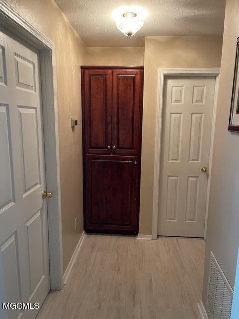 2700 Old Shell Landing Road Ocean Springs, MS 39564 - Photo 16 of 27 Hall Storage