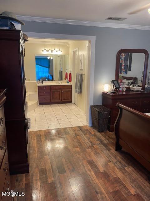 2700 Old Shell Landing Road Ocean Springs, MS 39564 - Photo 19 of 27 Master Bedroom