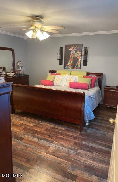 2700 Old Shell Landing Road Ocean Springs, MS 39564 - Photo 22 of 27 Master Bed