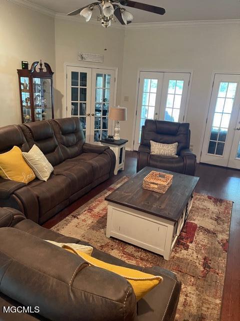 2700 Old Shell Landing Road Ocean Springs, MS 39564 - Photo 8 of 27 Living Room