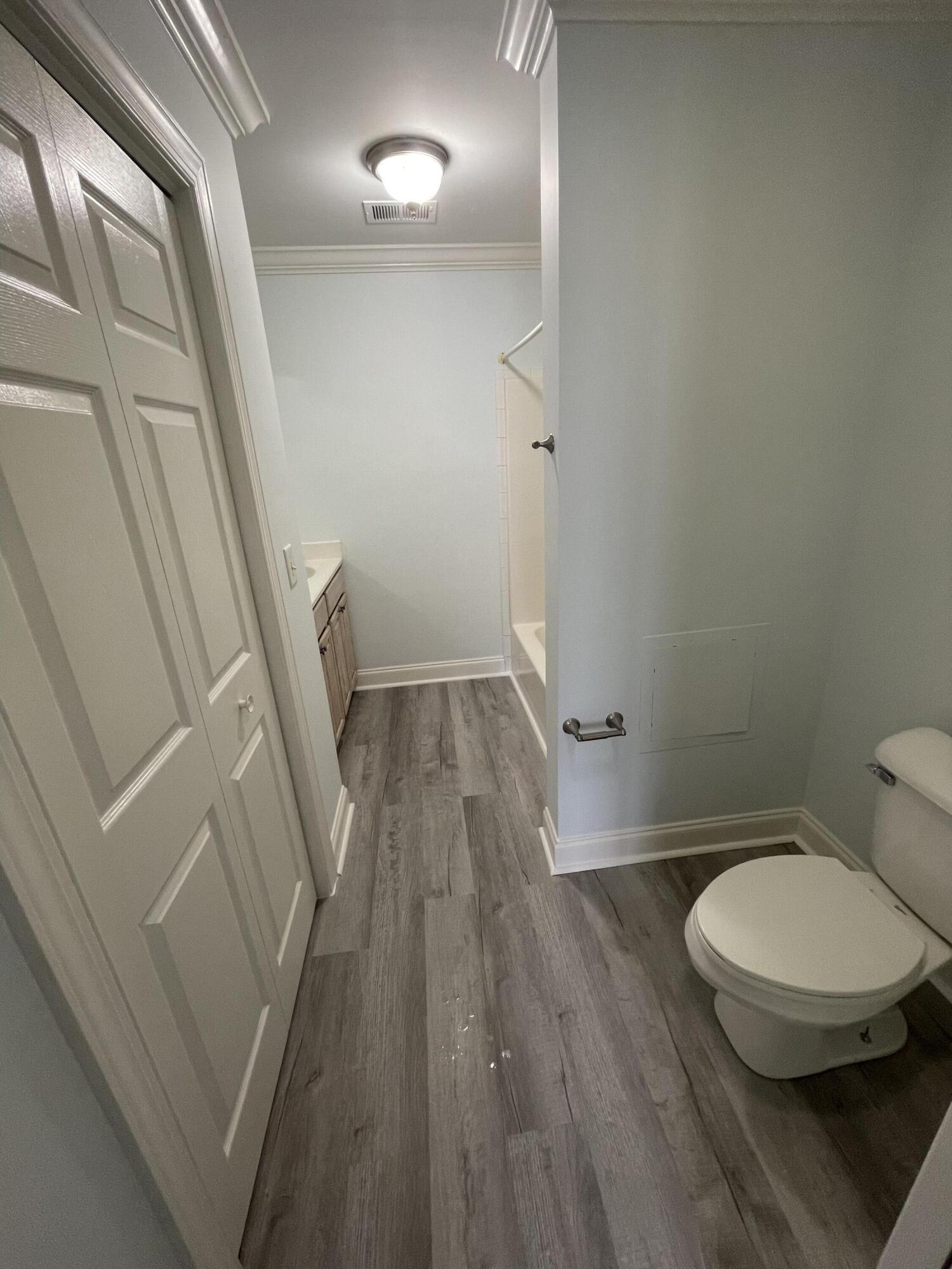 1815 Dogwood Road, Unit 802 Charleston, SC 29414 - Photo 10 of 14 IMG_1549