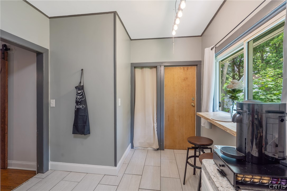 419 Seneca Drive Syracuse, NY 13205 - Photo 13 of 16