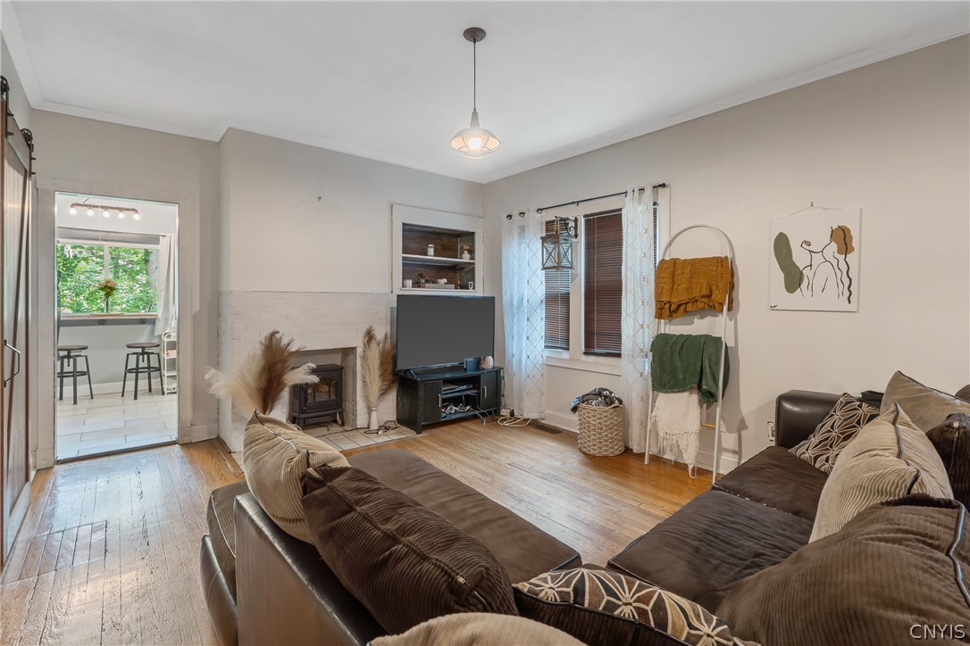 419 Seneca Drive Syracuse, NY 13205 - Photo 4 of 16