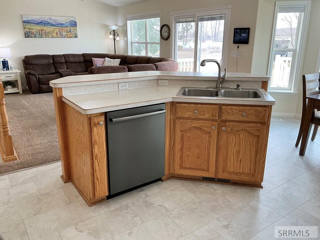 323 North 4200 East Rigby, ID 83442 - Photo 13 of 50 Kitchen
