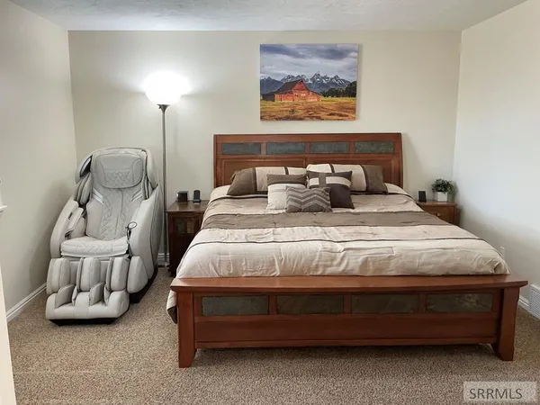 $699,900 | 323 North 4200 East, Rigby, ID 83442