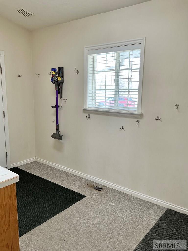 323 North 4200 East Rigby, ID 83442 - Photo 25 of 50 Laundry Room