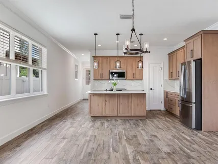 $729,900 | 4413 West Gray Street, Unit 2, Tampa, FL 33609