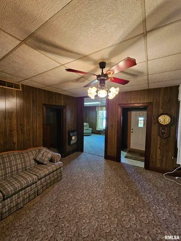 $69,900 | 211 West Mulberry Street, San Jose, IL 62682