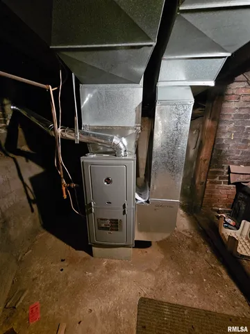 $69,900 | 211 West Mulberry Street, San Jose, IL 62682