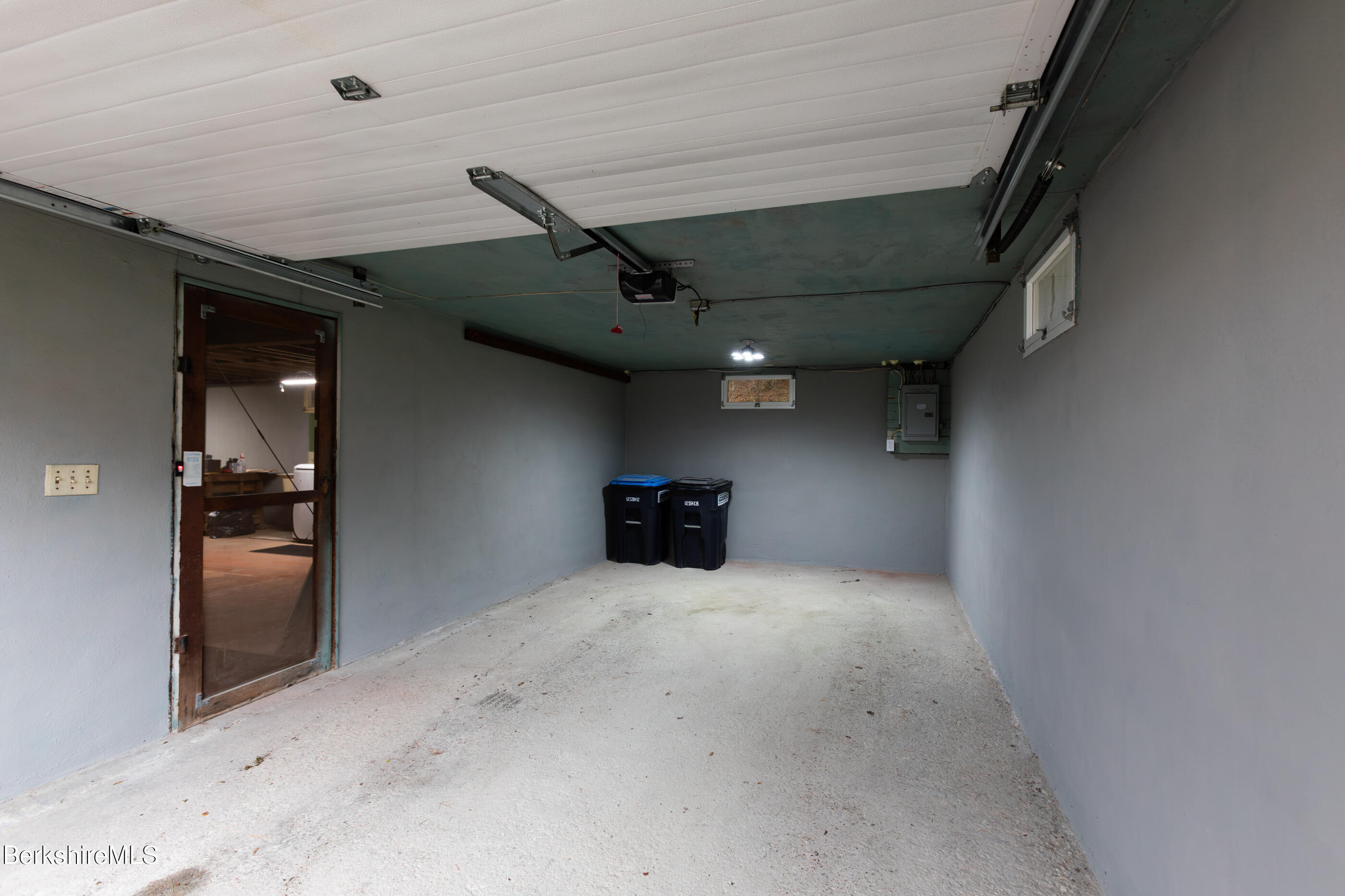139 Gamwell Avenue Pittsfield, MA 01201 - Photo 33 of 33 an empty room with closet
