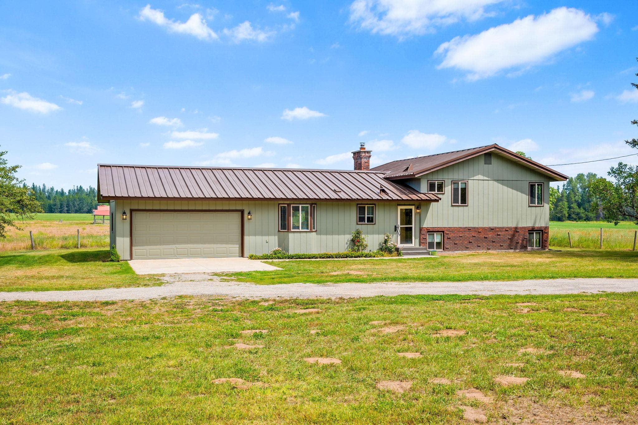 4796 West Gibson Dahl Road Clayton, WA 99110 - Photo 1 of 50