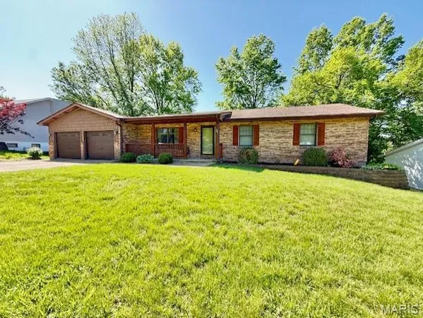 $290,000 | 51 Oxford Drive, Washington, MO 63090