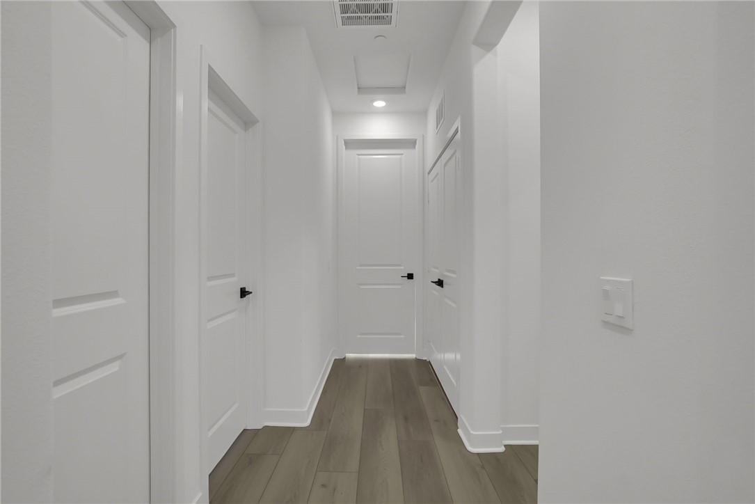 1958 Hollyleaf Terrace Montebello, CA 90640 - Photo 28 of 58 a view of hallway with shower