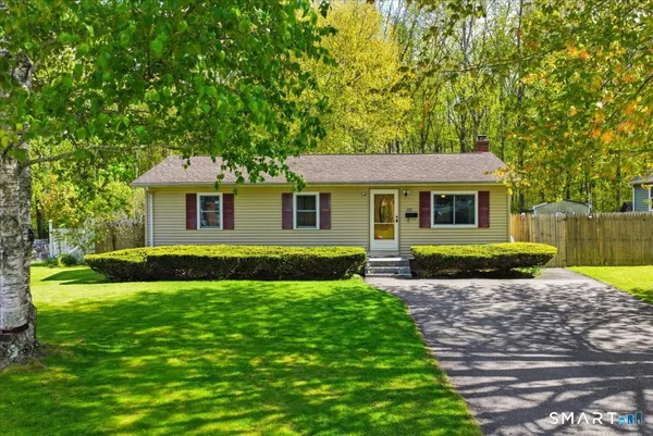 $289,900 | 155 Southridge Drive, Windham, CT 06226