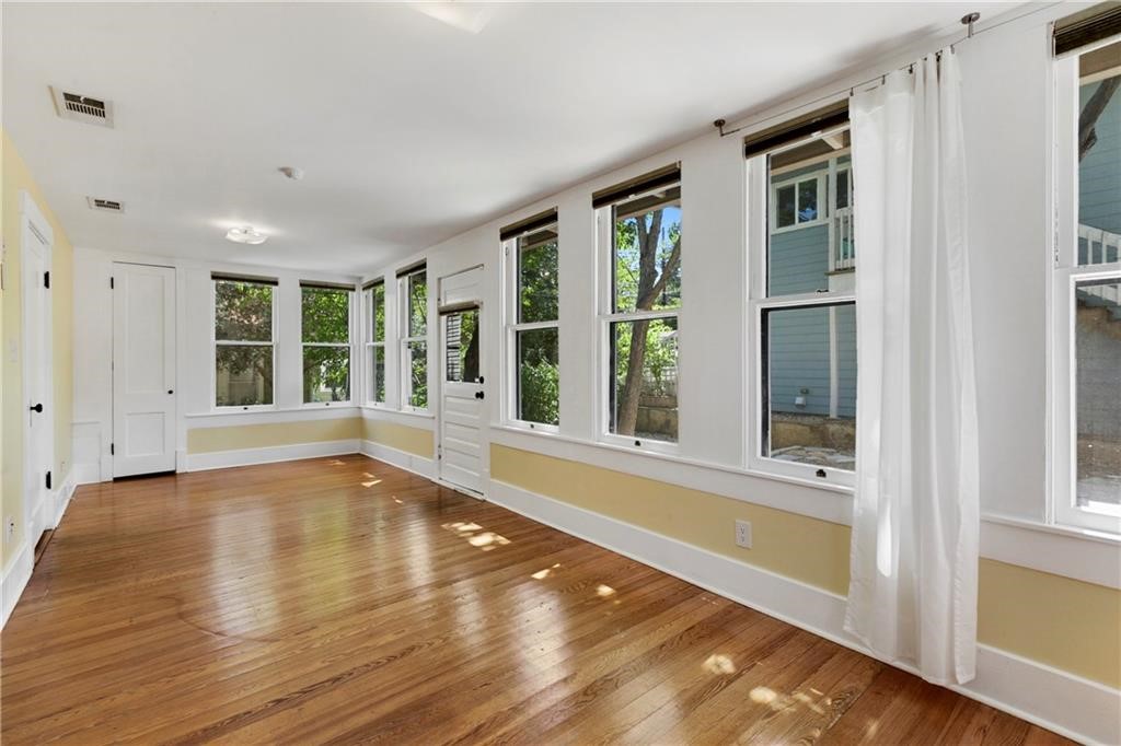 1811 Nickerson Street Austin, TX 78704 - Photo 17 of 35