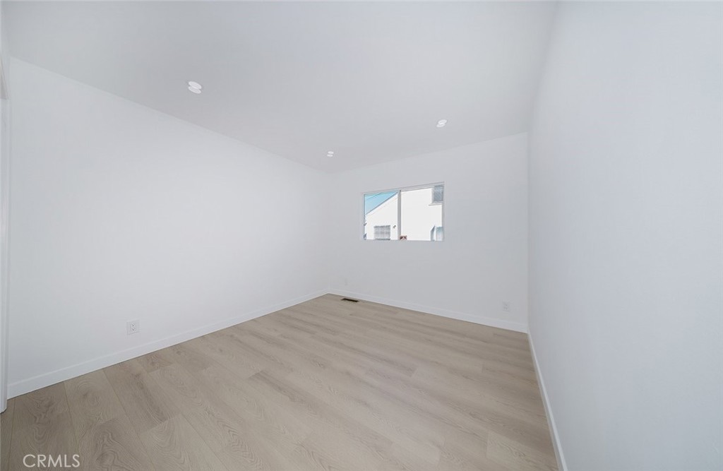 10431 Las Lunitas Avenue Tujunga, CA 91042 - Photo 17 of 31