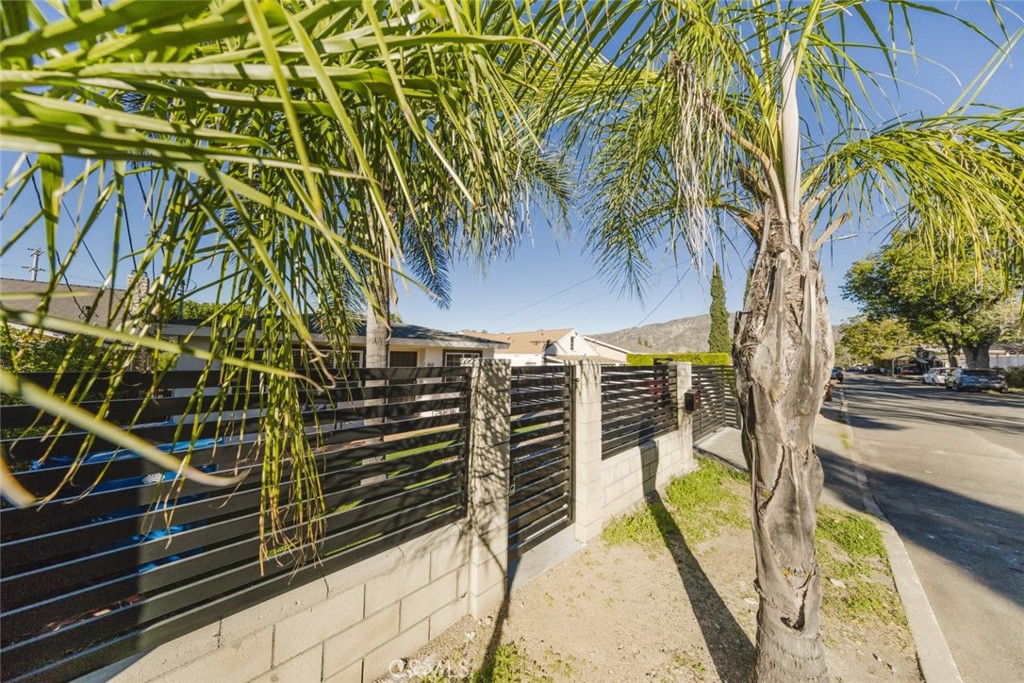 10431 Las Lunitas Avenue Tujunga, CA 91042 - Photo 30 of 31