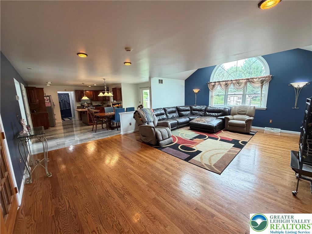 2170 Clearview Road Coplay, PA 18037 - Photo 25 of 75