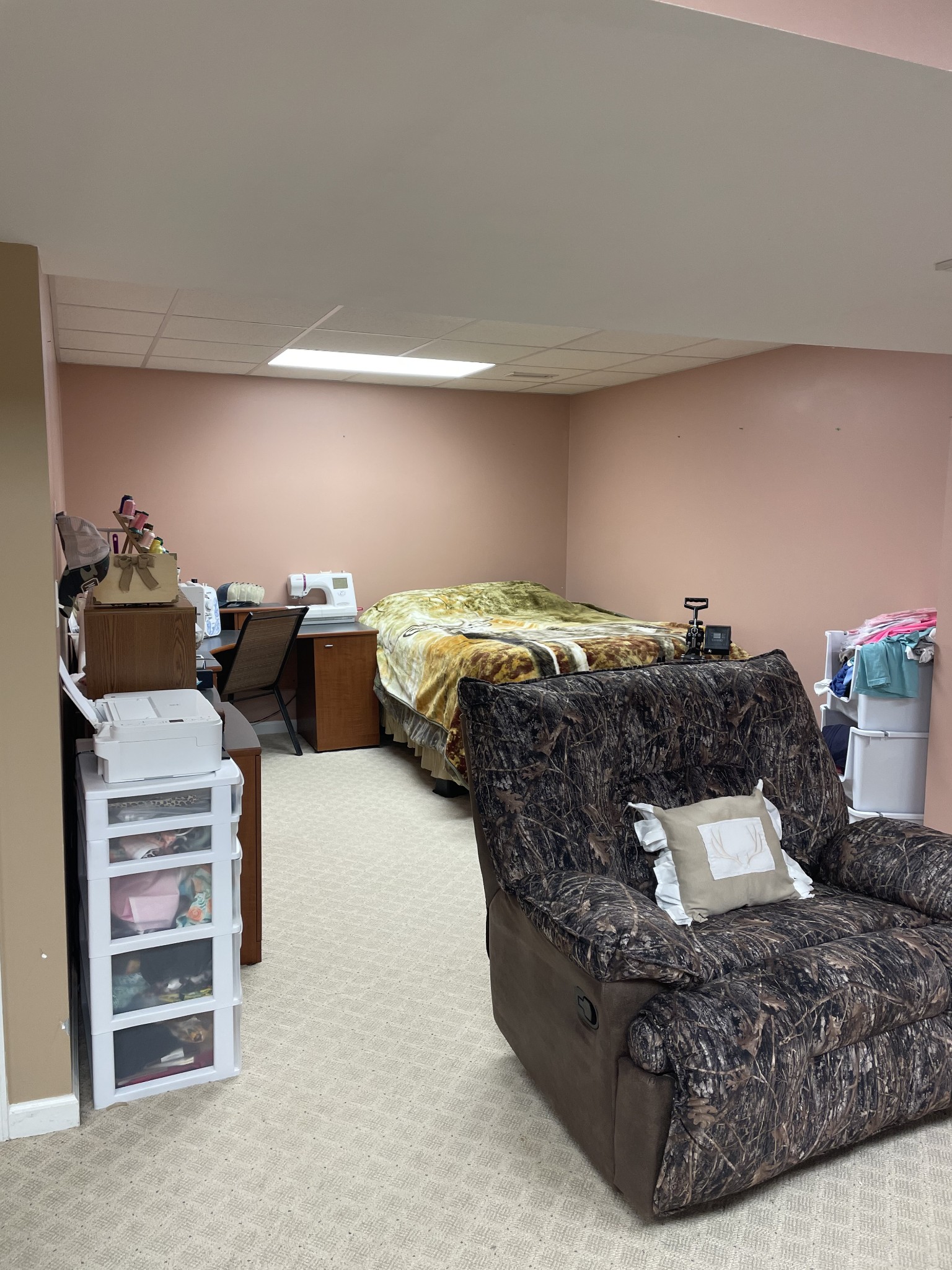829 Dripping Springs Road Winchester, TN 37398 - Photo 26 of 32 a living room with furniture and a couch