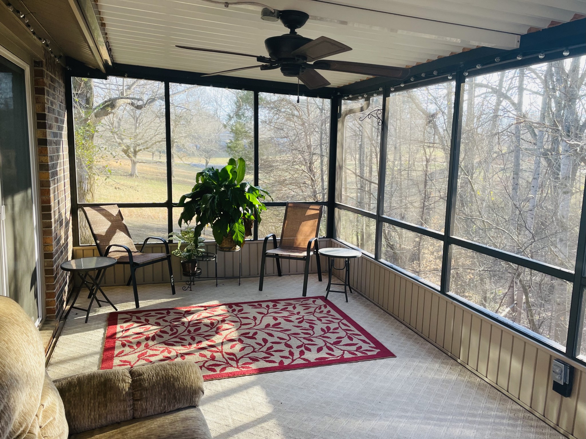 829 Dripping Springs Road Winchester, TN 37398 - Photo 8 of 32 a living room with furniture and a large window