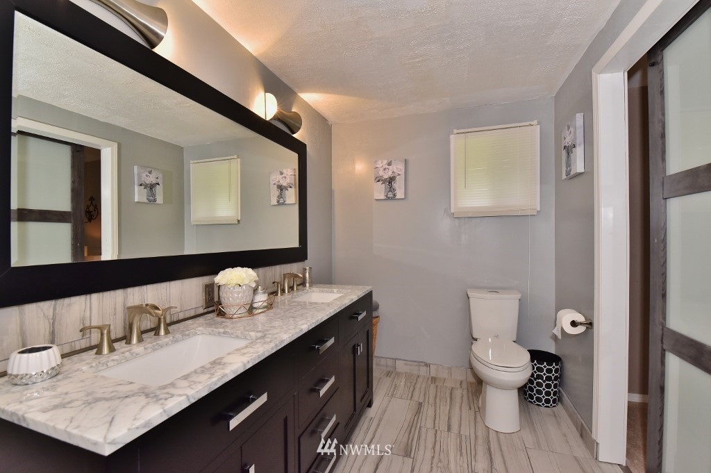 2827 Rocky Point Road Northwest Bremerton, WA 98312 - Photo 13 of 25 Gallery Image 13