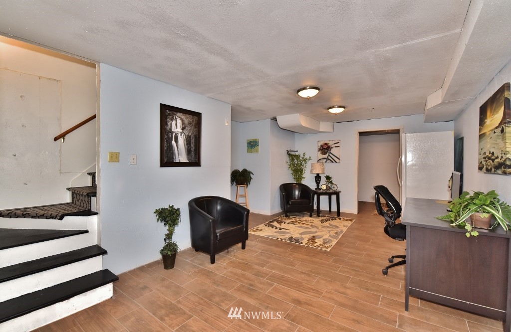 2827 Rocky Point Road Northwest Bremerton, WA 98312 - Photo 20 of 25 Gallery Image 20