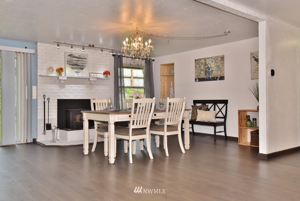 2827 Rocky Point Road Northwest Bremerton, WA 98312 - Photo 8 of 25 Gallery Image 8