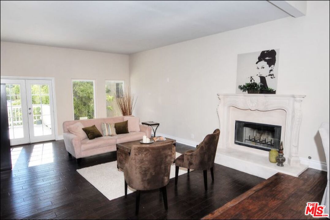 5274 Campo Road Woodland Hills, CA 91364 - Photo 5 of 30
