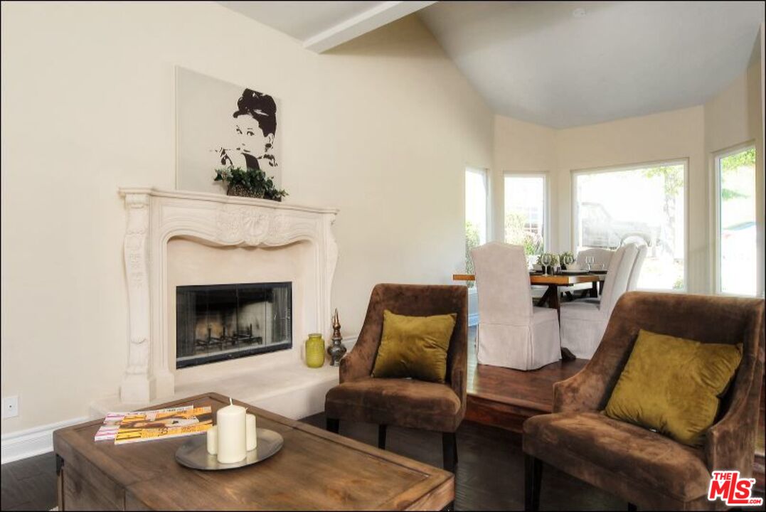 5274 Campo Road Woodland Hills, CA 91364 - Photo 6 of 30