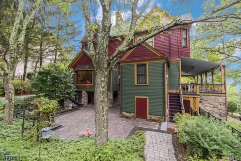 $975,000 | 506 Windemere Avenue, Mount Arlington, NJ 07856