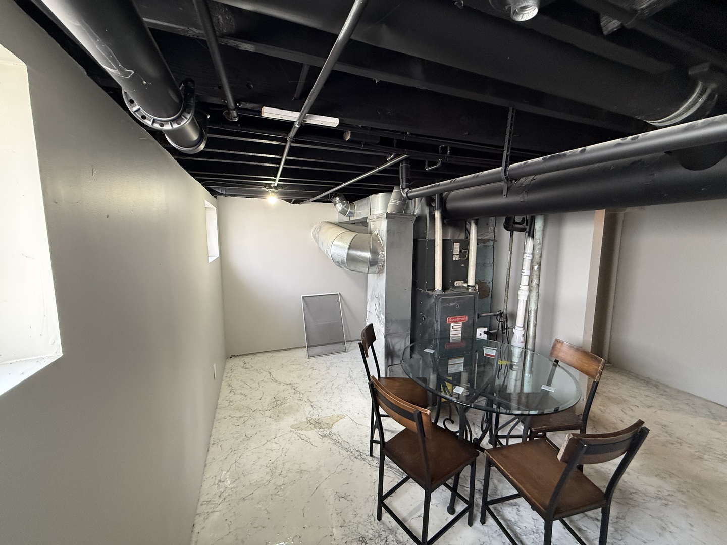 208 West Nippersink Road Round Lake, IL 60073 - Photo 19 of 32 a view of a dining room with furniture and chandelier