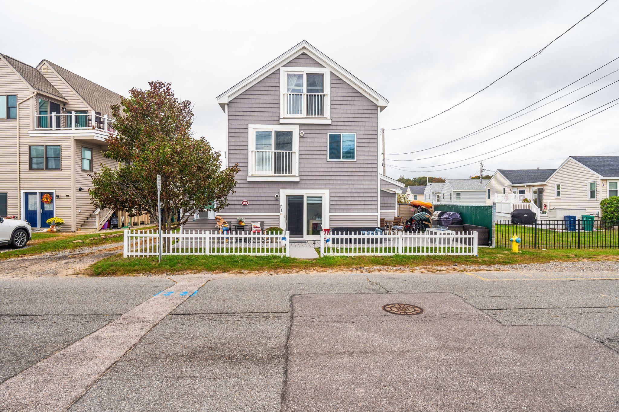 28 Kings Highway, Unit 3 Hampton, NH 03842 - Photo 4 of 17