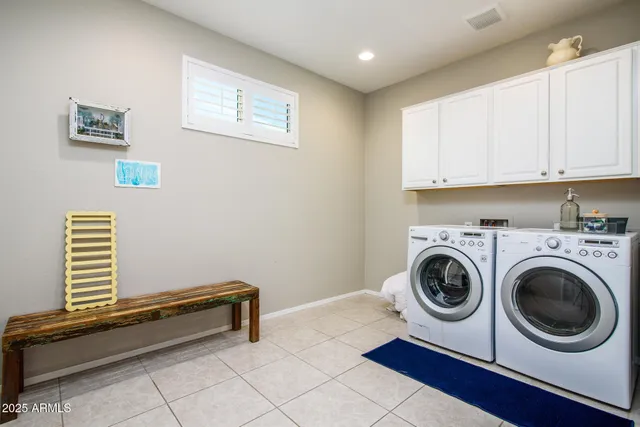 a view of a storage & utility room