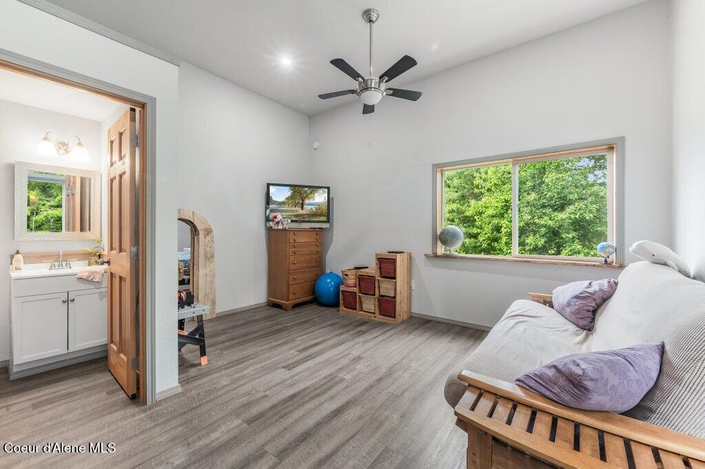 134 Dunn Creek Road Sandpoint, ID 83864 - Photo 4 of 57 --4.jpg-SMALL