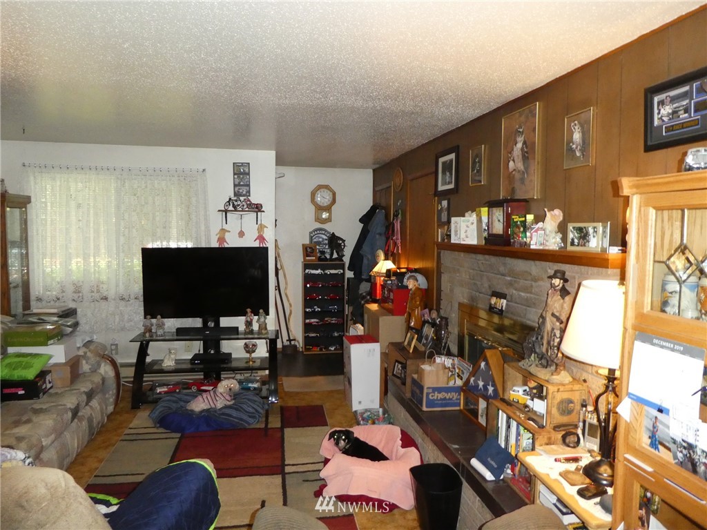 1705 Trosper Road Southwest Tumwater, WA 98512 - Photo 6 of 8 Gallery Image 6