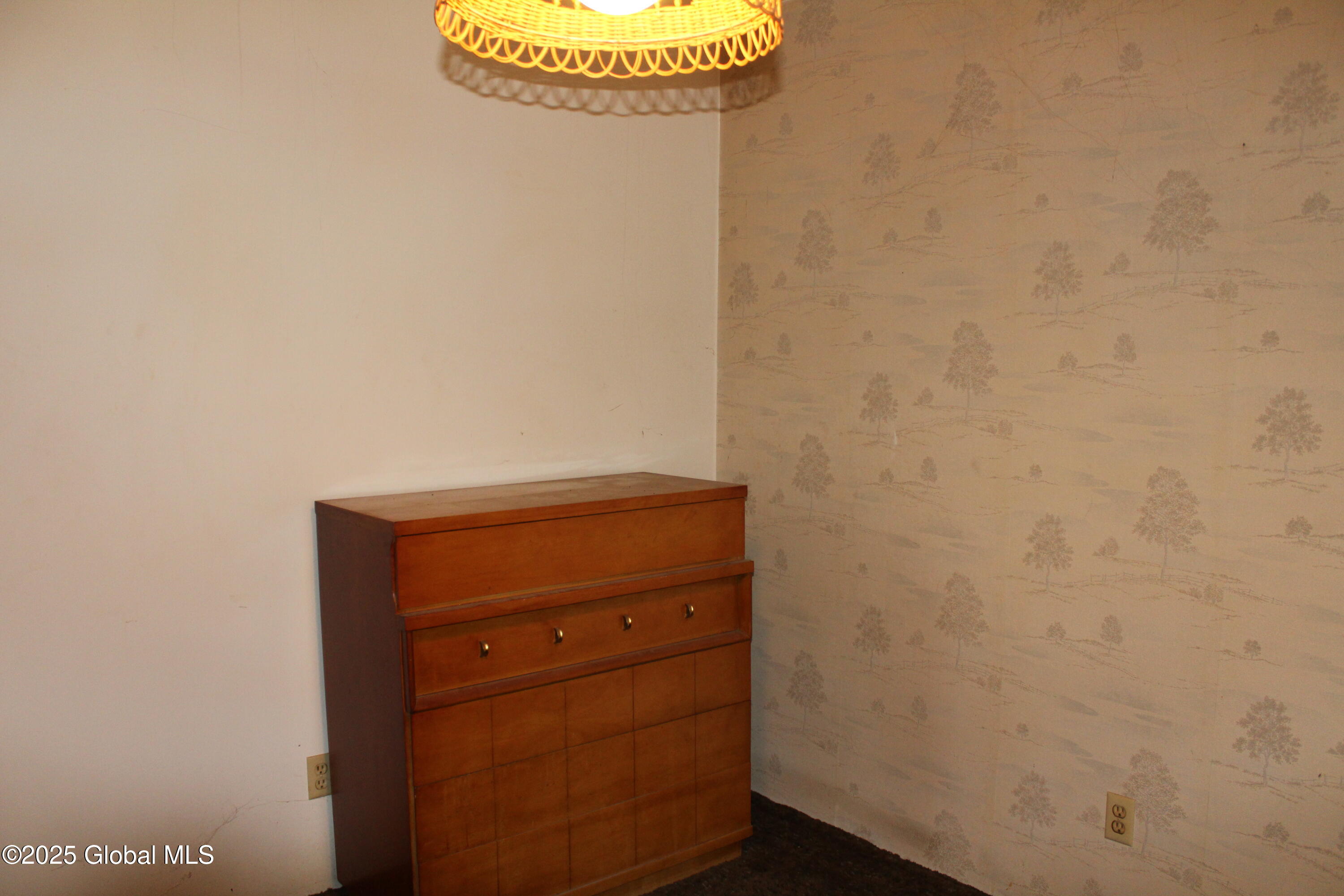 3224 Putnam Road Rotterdam, NY 12306 - Photo 15 of 41 bed 1